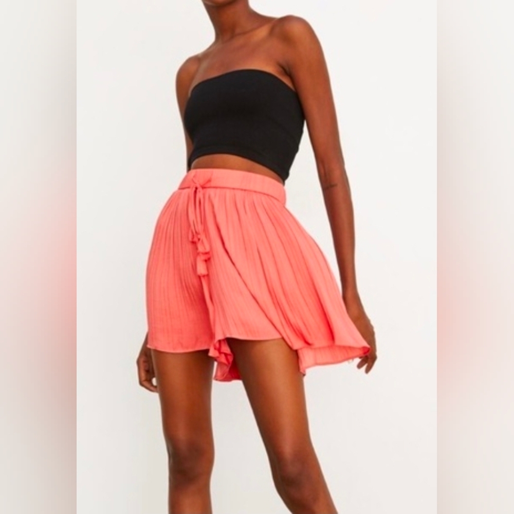 Zara Coral Pleated Flowy Shorts, Size XS